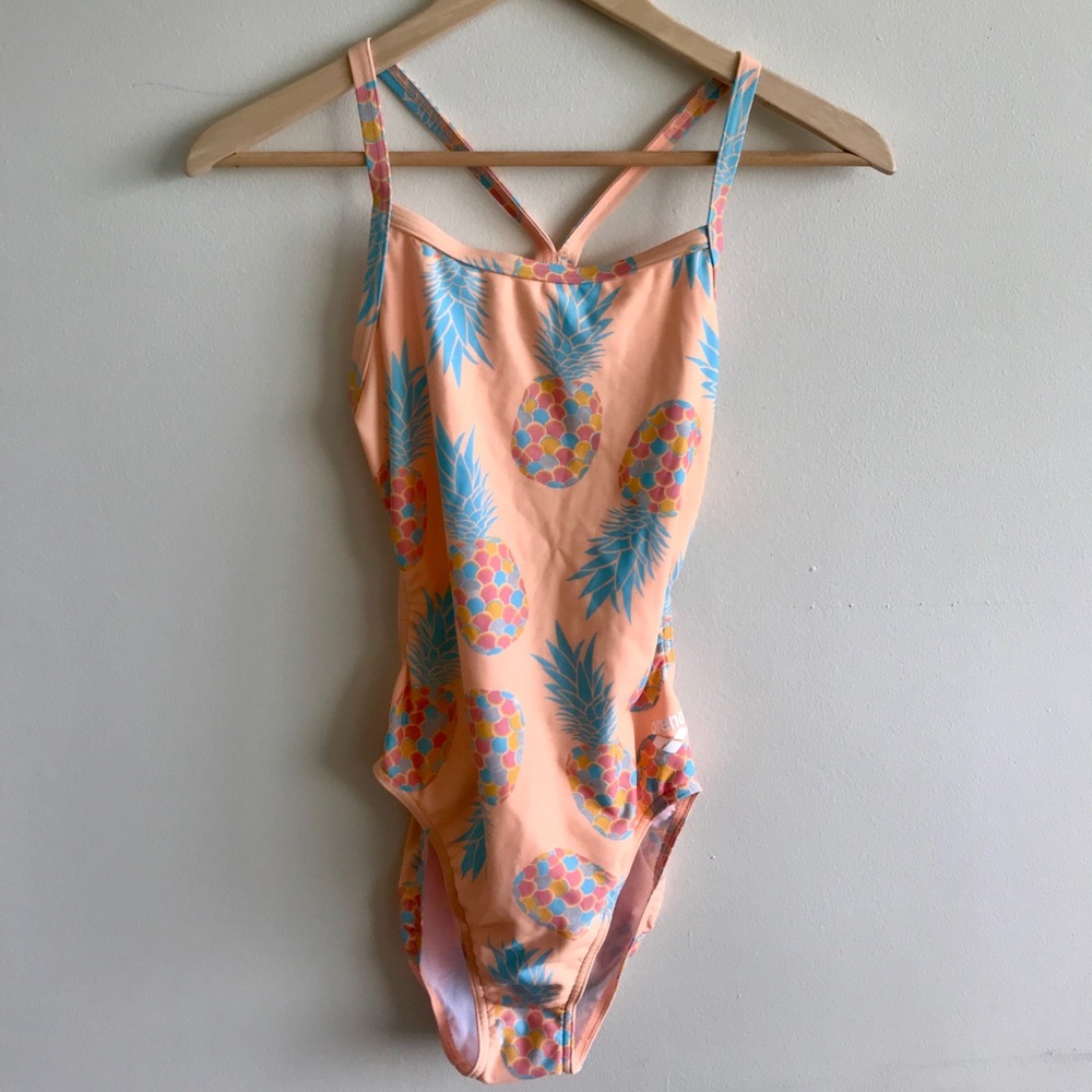 Arena 1-piece swimsuit (size 32, never worn)